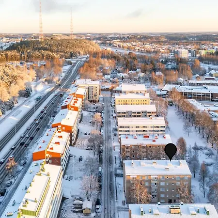 Near Downtown & Sports Center With Free Parking * Lahti
