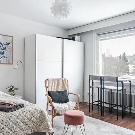 Near Downtown & Sports Center With Free Parking Лахти