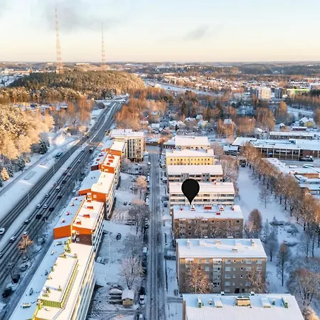 Апартаменты Near Downtown & Sports Center With Free Parking Лахти