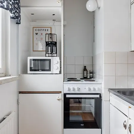 Apartment Near Downtown & Sports Center With Free Parking
