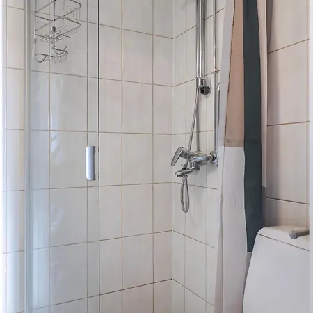 Апартаменты Near Downtown & Sports Center With Free Parking Лахти