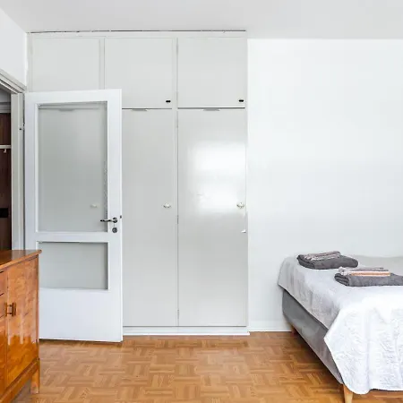 Near Downtown & Sports Center With Free Parking Lahti